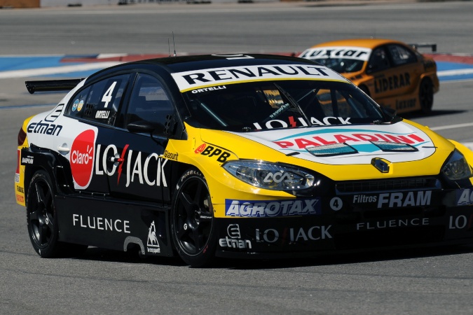 Photo: Guillermo Ortelli - Ambrogio Racing - Renault Fluence RPE V8