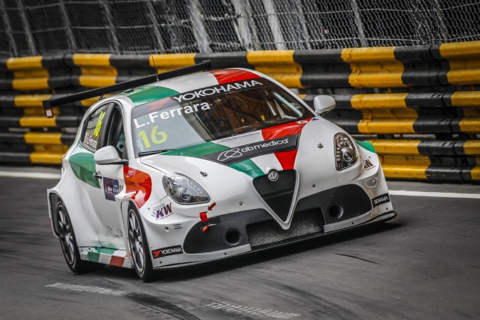 Photo: Luigi Ferrara - Romeo Ferraris - Alfa Romeo Giulietta QV TCR
