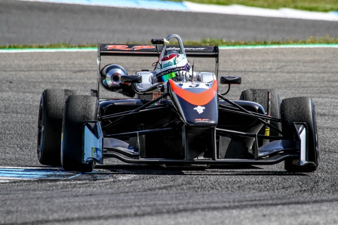 Photo: Michael Benyahia - RP Motorsport - Dallara F312 - Toyota