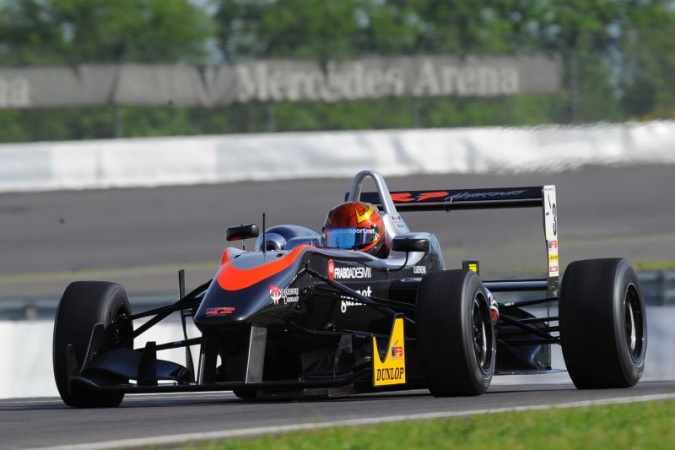 Photo: Gianmarco Raimondo - RP Motorsport - Dallara F312 - Toyota