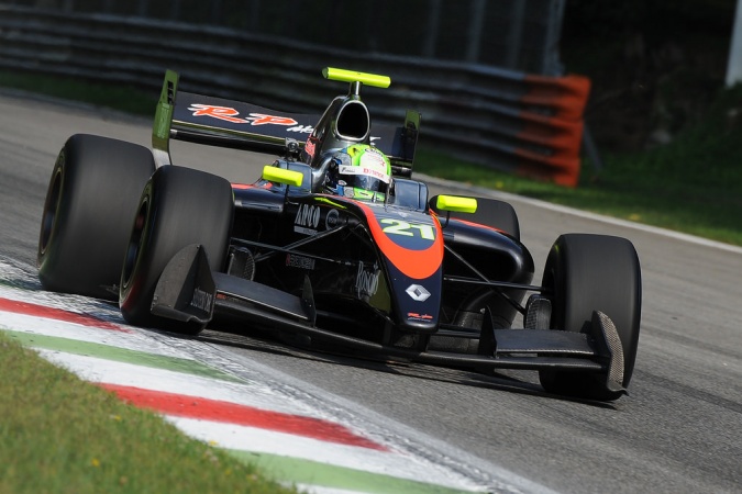 Photo: William Buller - RP Motorsport - Dallara FR35-12 - Renault