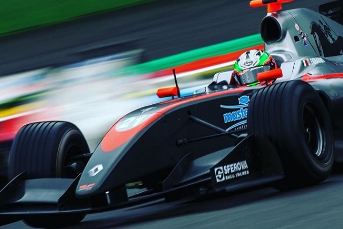 Photo: Damiano Fioravanti - RP Motorsport - Dallara FR35-12 - Renault