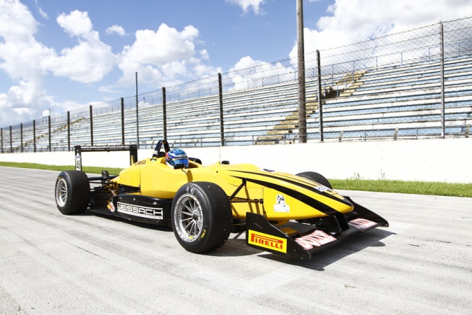Photo: Andreas Visnardi - RR Racing Team - Dallara F399 - Berta