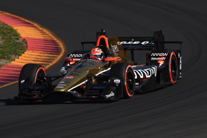 Photo: James Hinchcliffe - Schmidt Peterson Motorsports - Dallara DW12 (MAk) - Honda