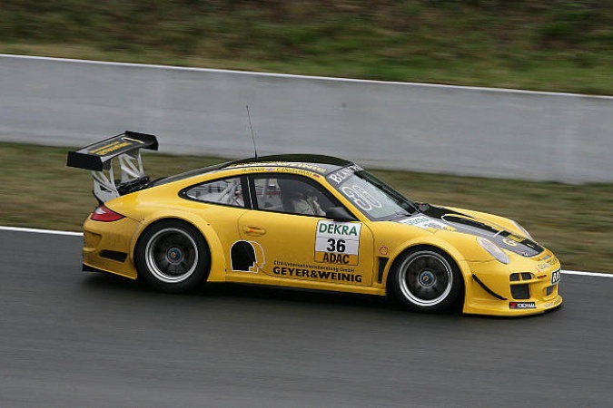 Photo: Nick Tandy - Schütz Motorsport - Porsche 911 GT3 R (997)