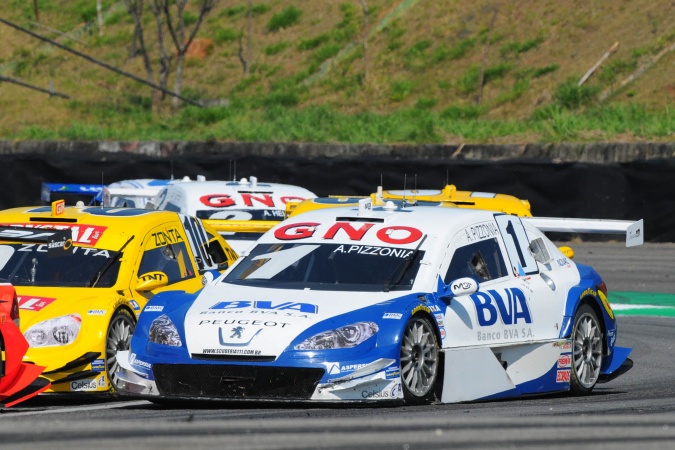 Photo: Antonio Pizzonia - Scuderia 111 - Peugeot 408 V8