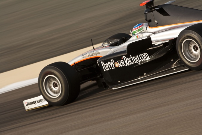 Photo: Alvaro Parente - Scuderia Coloni - Dallara GP2/05 - Renault