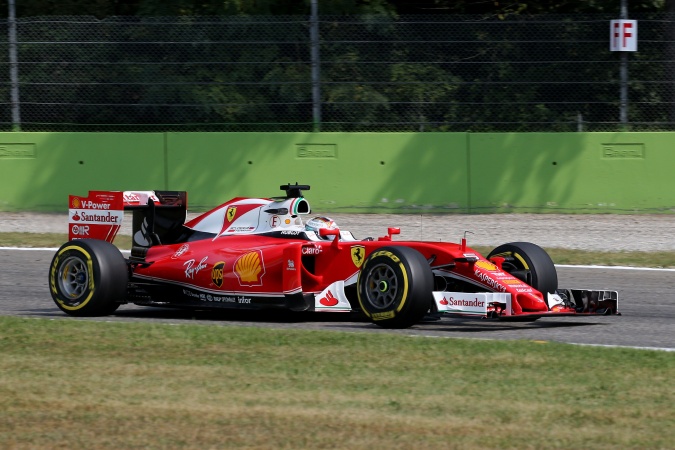 Photo: Sebastian Vettel - Scuderia Ferrari - Ferrari SF16-H
