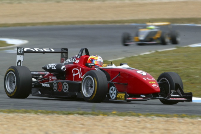 Photo: Giedo van der Garde - Signature - Dallara F302 - Spiess Opel