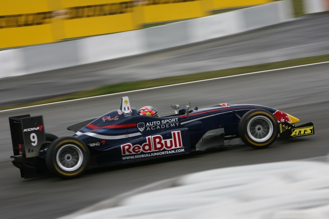 Photo: Jean Karl Vernay - Signature - Dallara F305 - AMG Mercedes