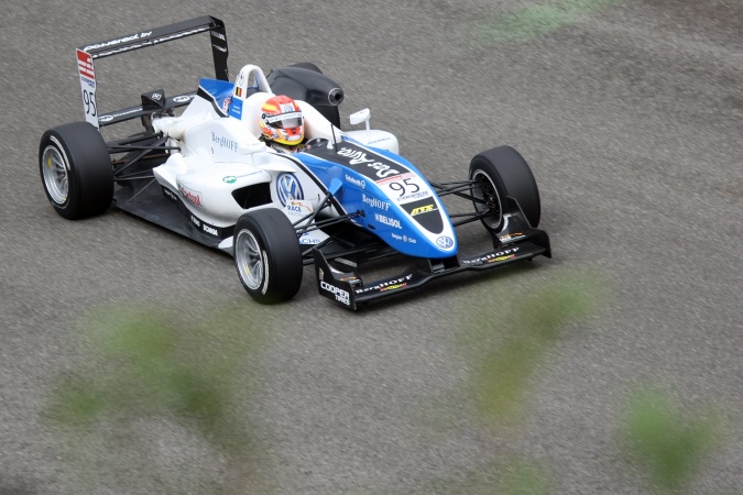 Photo: Laurens Vanthoor - Signature - Dallara F308 - Volkswagen