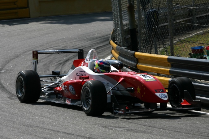 Photo: Jean Karl Vernay - Signature - Dallara F308 - Volkswagen