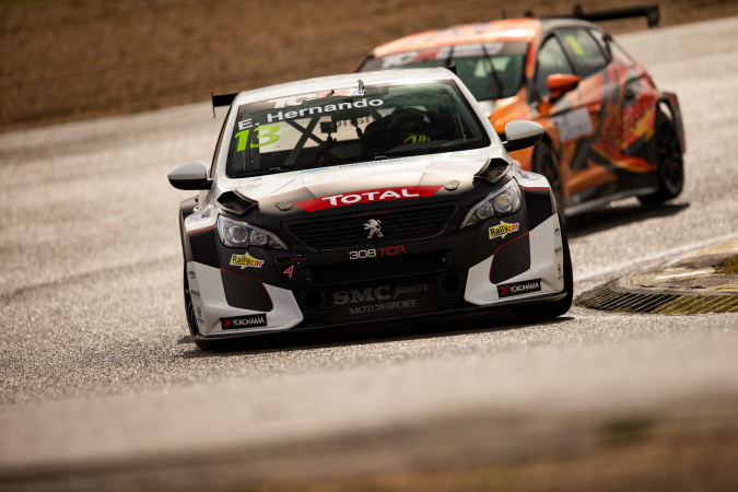 Photo: Enrique Hernando - SMC Junior Motorsport - Peugeot 308 TCR