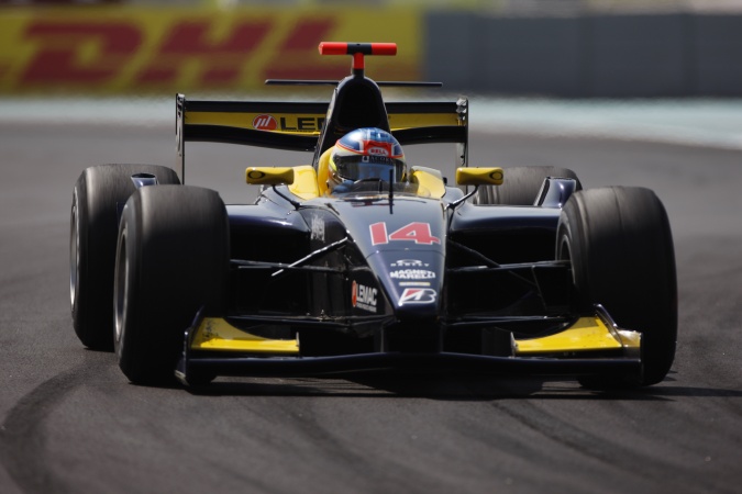 Photo: James Jakes - Super Nova Racing - Dallara GP2/05 - Renault