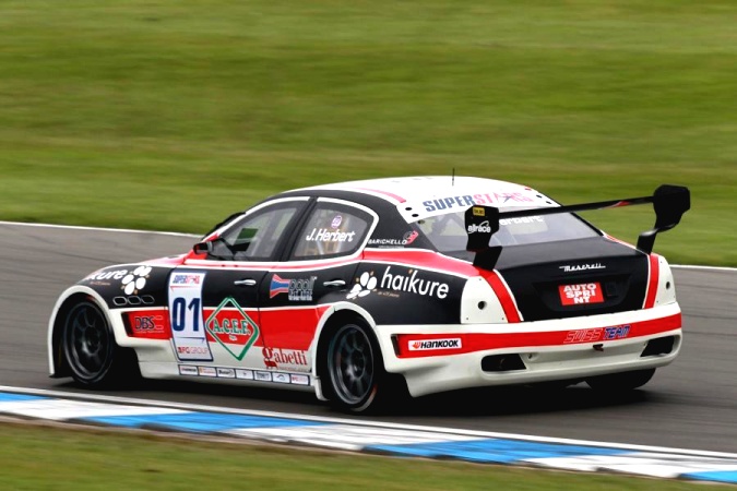 Photo: Johnny Herbert - Swiss Team - Maserati Quattroporte