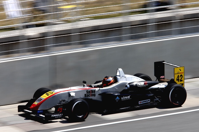 Photo: Richard Goddard - T-Sport - Dallara F308 - Mugen Honda