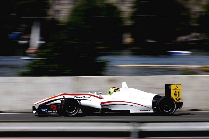 Photo: Nicholas McBride - T-Sport - Dallara F312 - Tomei Nissan