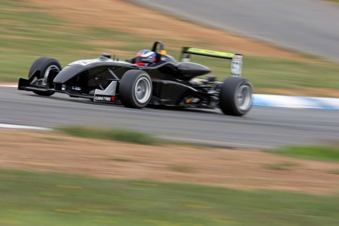 Photo: Ben Crighton - TanderSport - Dallara F305 - AMG Mercedes