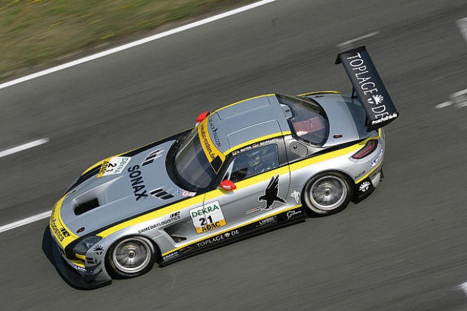 Photo: Oliver Mayer - Team Black Falcon - Mercedes SLS AMG GT3
