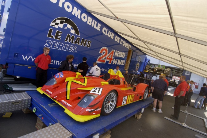 Photo: Tim GreavesStuart Moseley - Team Bruichladdich - Radical SR9 - AER
