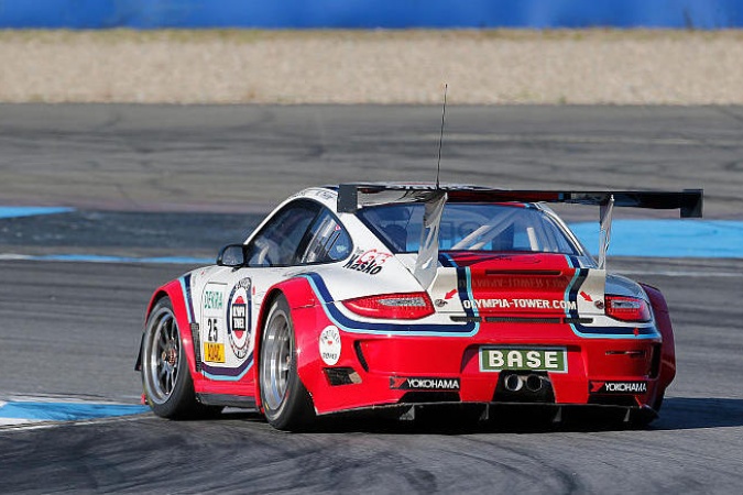 Photo: Nicki Thiim - Team HMS Servicesicher - Porsche 911 GT3 R (997)