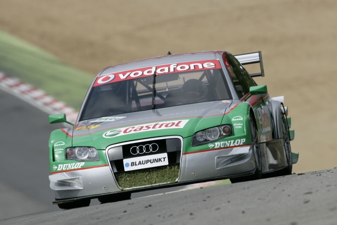 Photo: Vanina Ickx - Team Kolles - Audi A4 DTM (2005)
