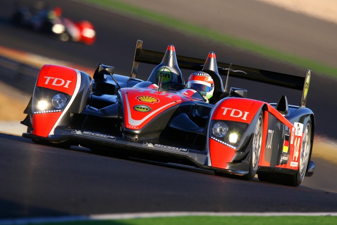 Photo: Narain Karthikeyan - Team Kolles - Audi R10 TDI