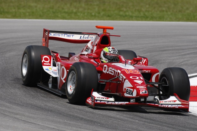 Photo: Marco Bonanomi - Team Meritus - Dallara GP2/05 - Renault