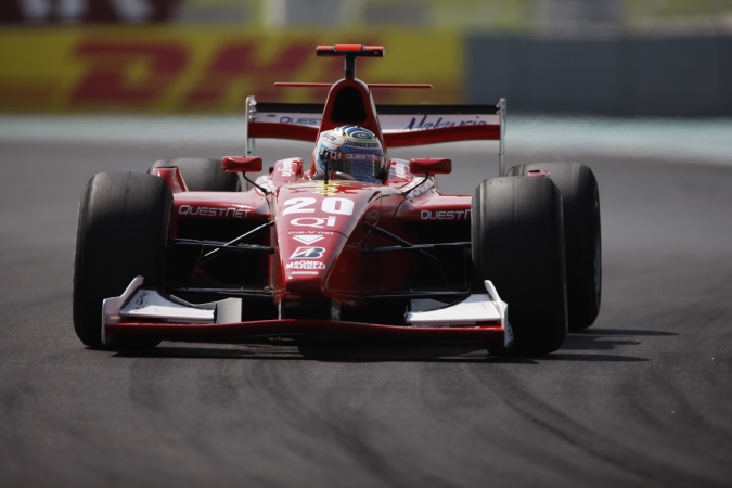 Photo: Luca Filippi - Team Meritus - Dallara GP2/05 - Renault