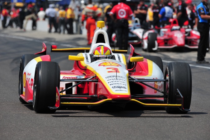 Photo: Helio Castroneves - Team Penske - Dallara DW12 - Chevrolet