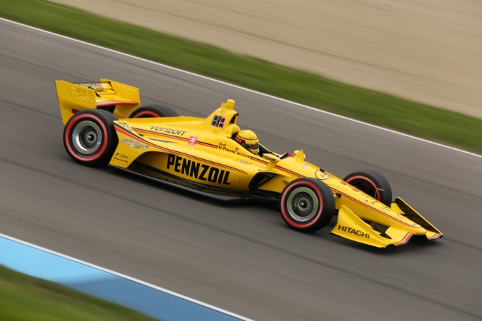 Photo: Helio Castroneves - Team Penske - Dallara DW12 (IR18) - Chevrolet