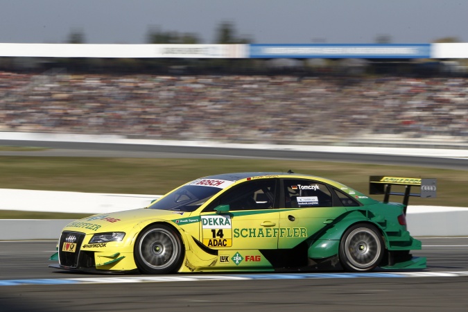 Photo: Martin Tomczyk - Team Phoenix - Audi A4 DTM (2008)