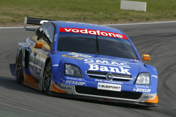 Photo: Marcel Fässler - Team Phoenix - Opel Vectra GTS DTM (2004)