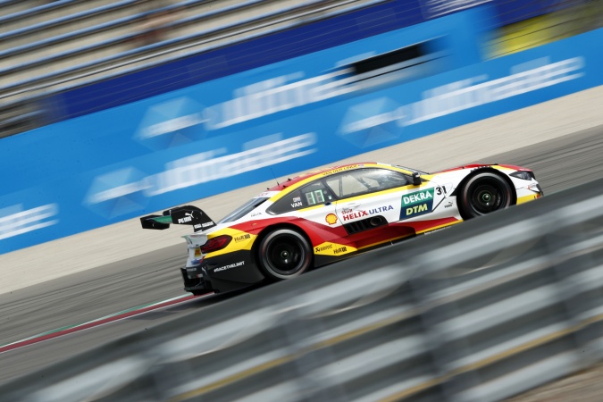 Photo: Sheldon van der Linde - Team RBM - BMW M4 Turbo DTM