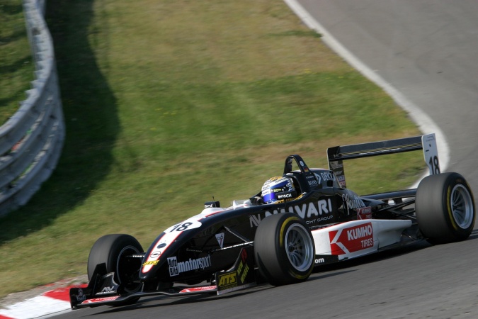 Photo: Nico Rosberg - Team Rosberg - Dallara F302 - Spiess Opel