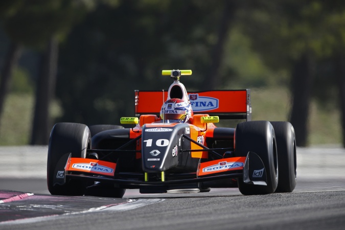 Photo: Nicholas Latifi - Tech 1 Racing - Dallara FR35-12 - Renault