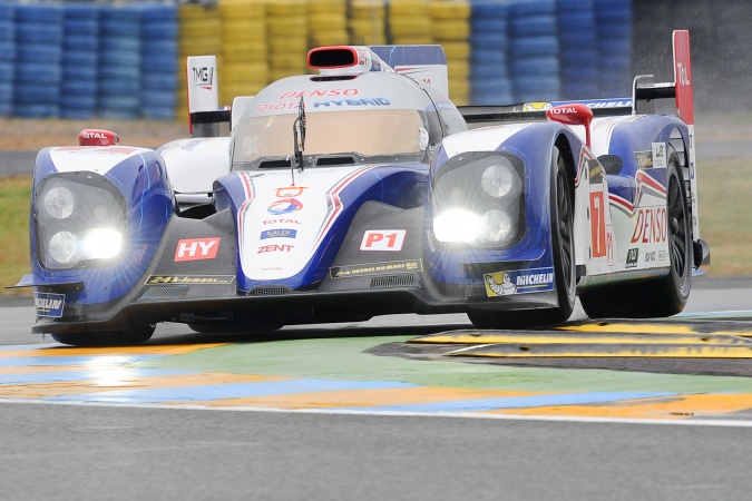 Photo: Alexander WurzNicolas LapierreKazuki Nakajima - Toyota Racing - Toyota TS030 HYBRID