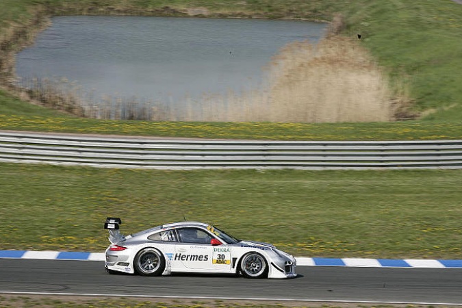 Photo: Tim Bergmeister - Triple H Team Hegersport - Porsche 911 GT3 R (997)