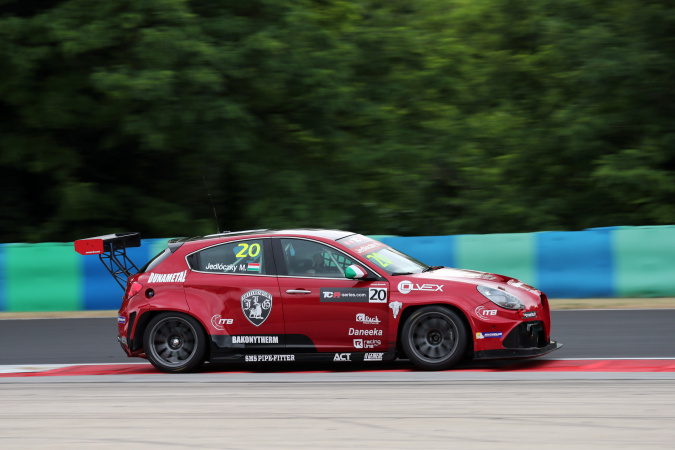 Photo: Márk Jedlóczky - Unicorse Team - Alfa Romeo Giulietta QV TCR