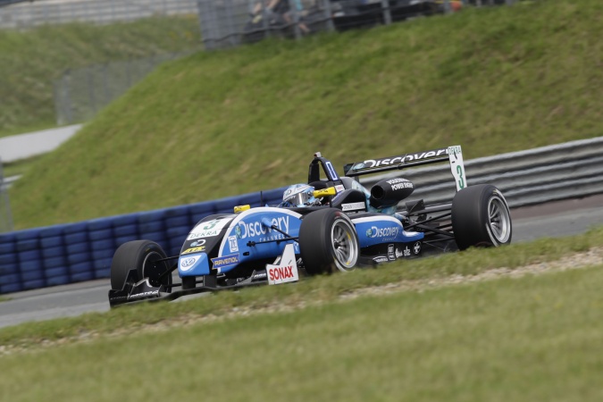 Photo: Dennis van de Laar - Van Amersfoort Racing - Dallara F308 - Volkswagen PE