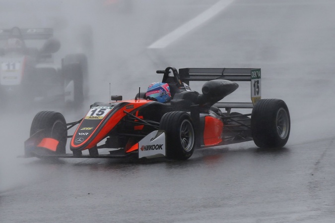 Photo: Max Defourny - Van Amersfoort Racing - Dallara F312 - AMG Mercedes