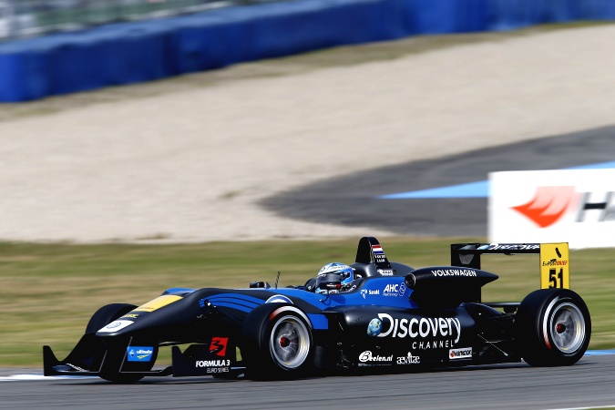 Photo: Dennis van de Laar - Van Amersfoort Racing - Dallara F312 - Volkswagen