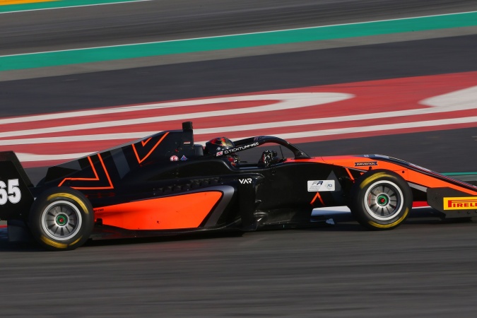 Photo: Daniel Ticktum - Van Amersfoort Racing - Tatuus F3 T-318 - Alfa Romeo
