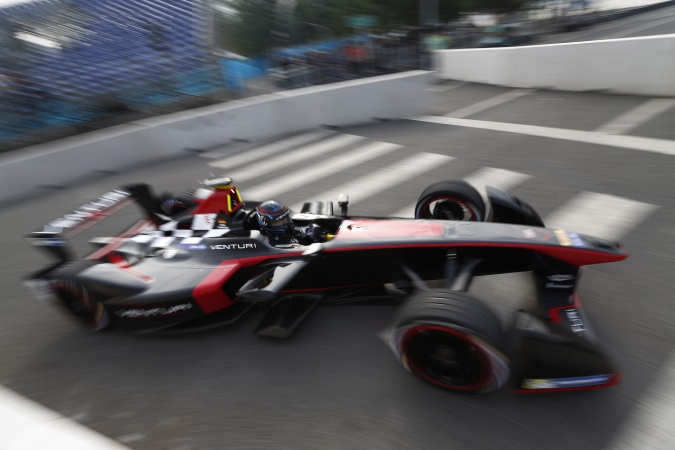Photo: Nick Heidfeld - Venturi Grand Prix - Spark SRT 01E - McLaren