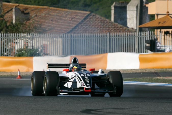 Photo: Giedo van der Garde - Victory Engineering - Dallara T05 - Renault