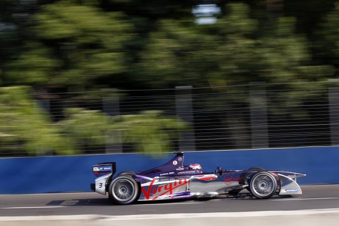 Photo: Jaime Alguersuari - Virgin Racing - Spark SRT 01E - McLaren