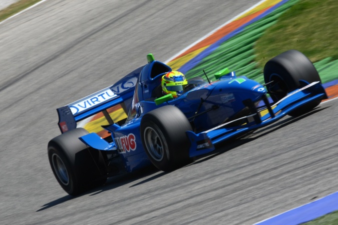 Photo: Pal Varhaug - Virtuosi Racing - Lola B05/52 - Zytek