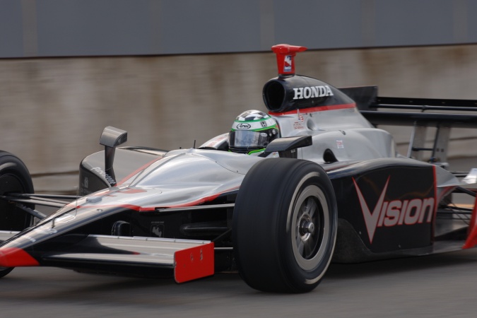 Photo: Tomas Scheckter - Vision Racing - Dallara IR-05 - Honda