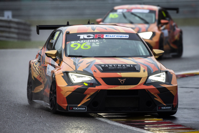 Photo: Mikel Azcona - Volcano Motorsport - Cupra Leon TCR