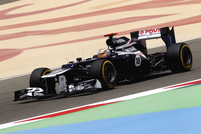 Photo: Pastor Maldonado - Williams - Williams FW34 - Renault